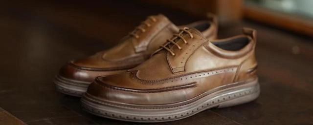 男士最爱的休闲皮鞋 几种搭配方式成熟又大气