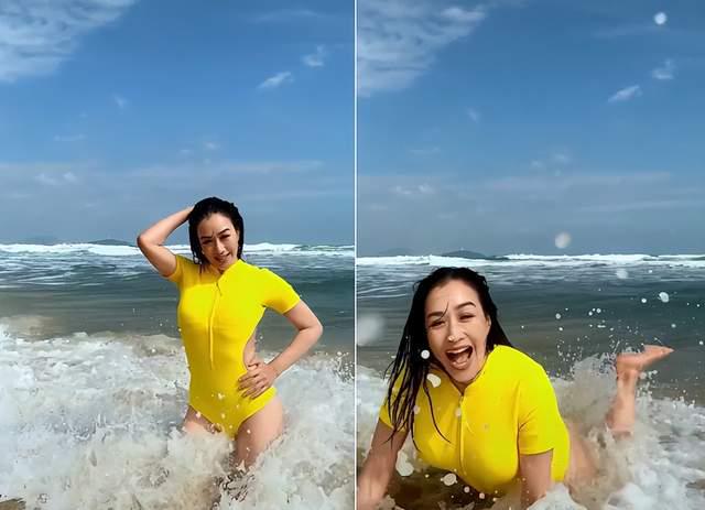 51岁钟丽缇海边嗨玩 穿镂空泳装大秀身材