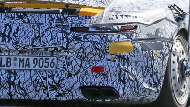 全新梅赛德斯-AMG GT插电式混动版谍照
