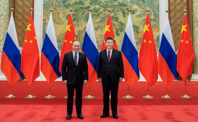 美国将对中俄祭出更严格出口限制