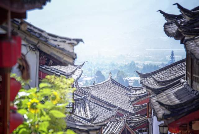丽江有个古镇 延续了三百多年的历史