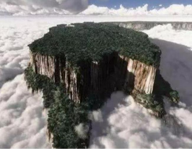 世界上最平山：山顶看起来像平原 有70多条瀑布