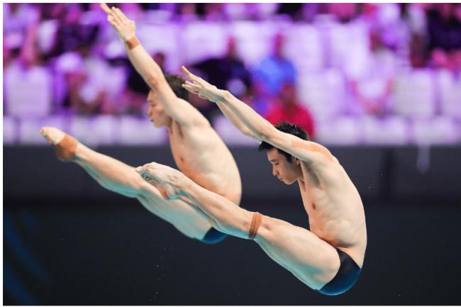 世锦赛跳水首金诞生 中国队惊险夺冠