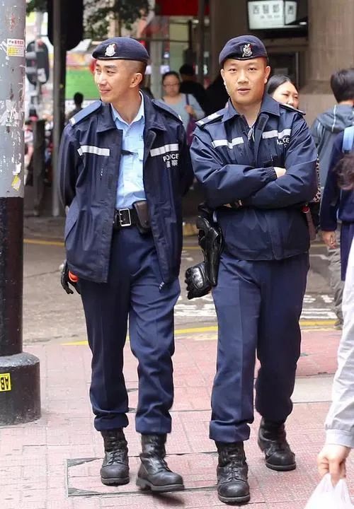 风趣的史实：香港警察为何都要学会山东话？