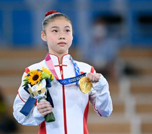 中国体操人气王 奥运夺冠1年后 胖到认不出