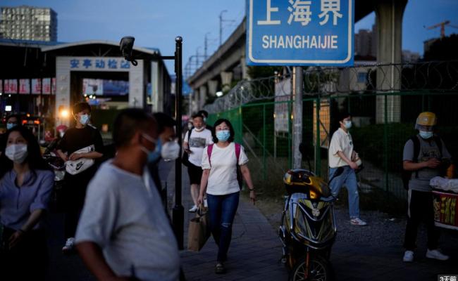 中国疫情反扑蔓延12省，上海新增50中高风险区