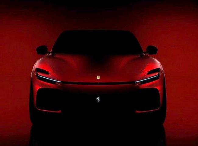 丰田新一代 Crown 撞脸 Ferrari SUV！引爆讨论