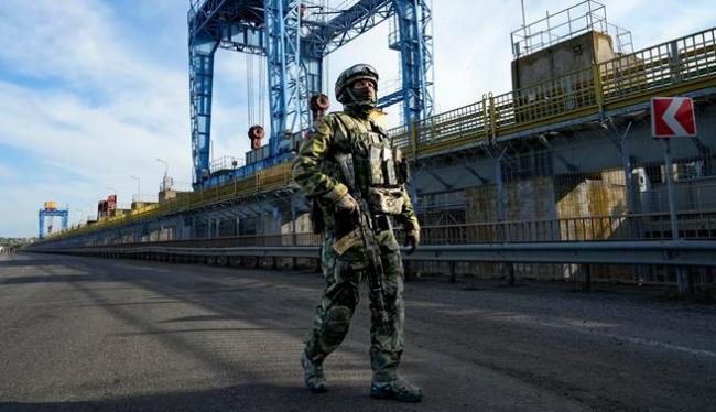 俄乌最新：枪杀、解职、部队转移与粮船启航