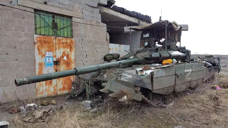 已损失三分之一坦克五万士兵，俄军在乌克兰遇重挫