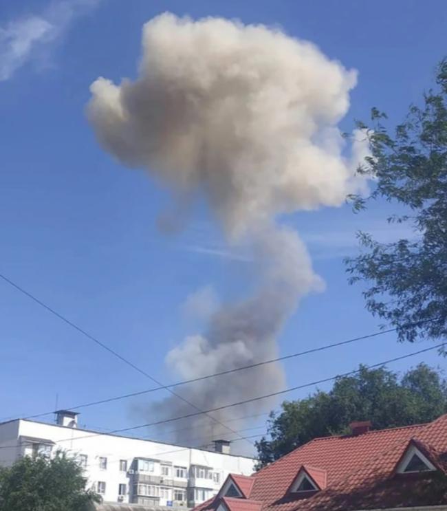 俄军基地炸出蘑菇云 竟是自己人所为？