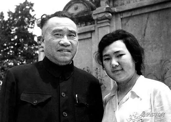 1928年周恩来与邓小平为何下令处决朱德前妻？