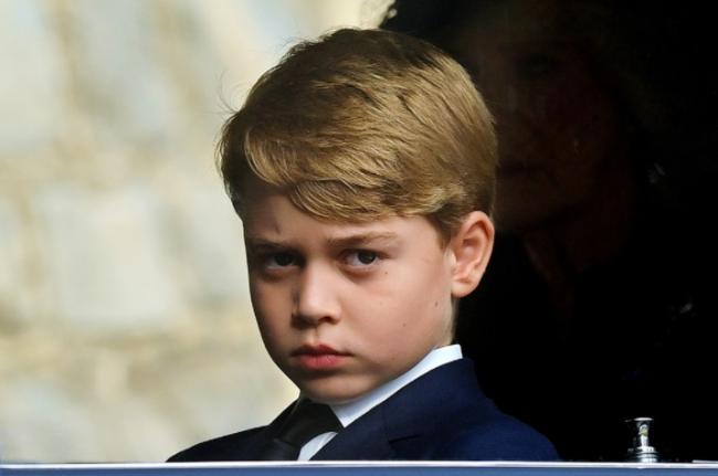 9岁乔治王子传耍大牌 一句话呛爆同学