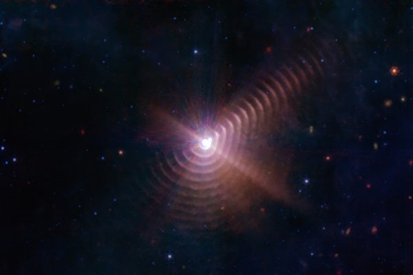 韦伯望远镜发现罕见星系 宇宙指纹赫然在目