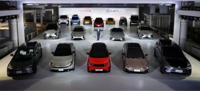 终于要正面对决特斯拉 传Toyota调整电动车策略
