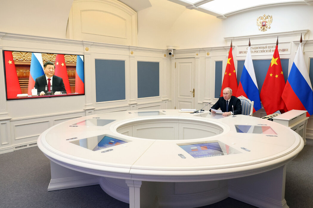 俄罗斯总统普京上周五在莫斯科与中国领导人习近平举行了视频会晤。