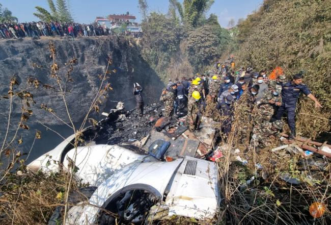 史上最严重：尼泊尔72人客机坠毁68死，视频曝光