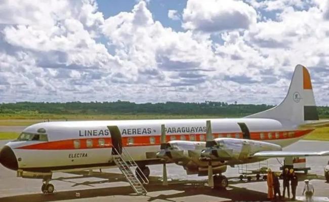 飞机空中解体，17岁的她从空中落入亚马逊雨林，秘鲁国家航空508号航班空难唯一的幸存者