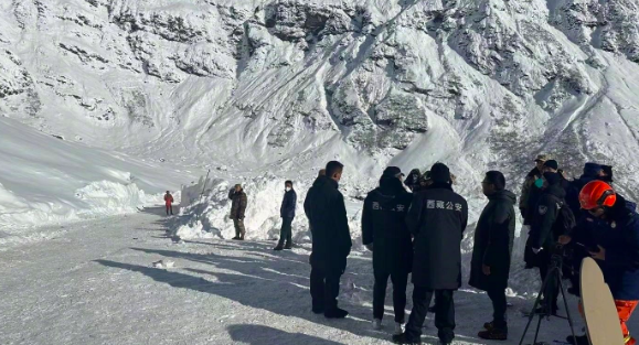 西藏雪崩增至13人死 多雄拉山口有鬼门关之称