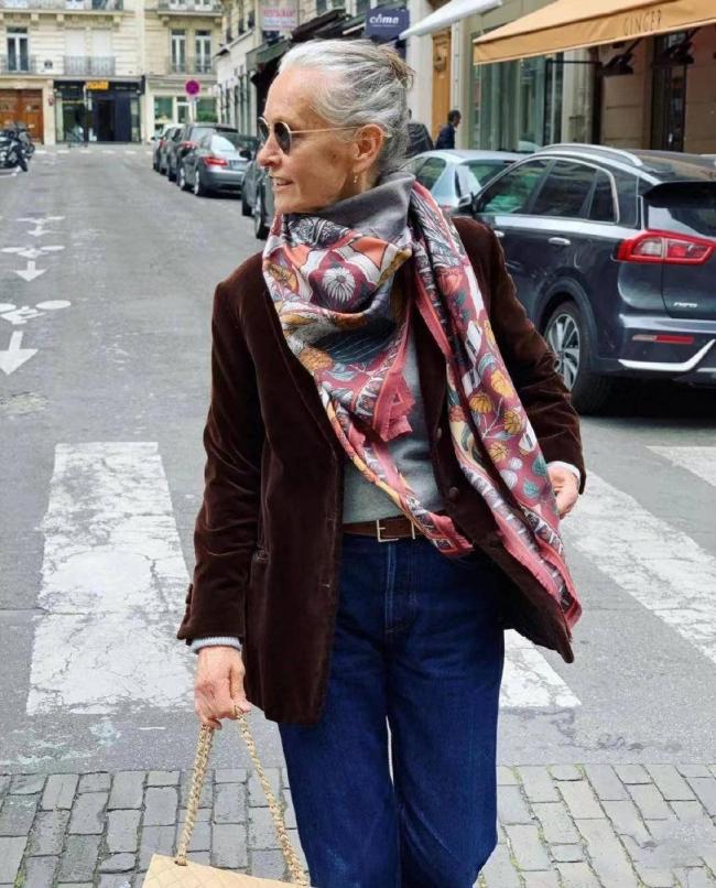 跟着法国奶奶学穿衣：出街打扮的减龄又酷帅