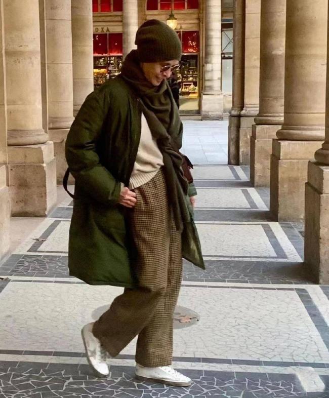 跟着法国奶奶学穿衣：出街打扮的减龄又酷帅