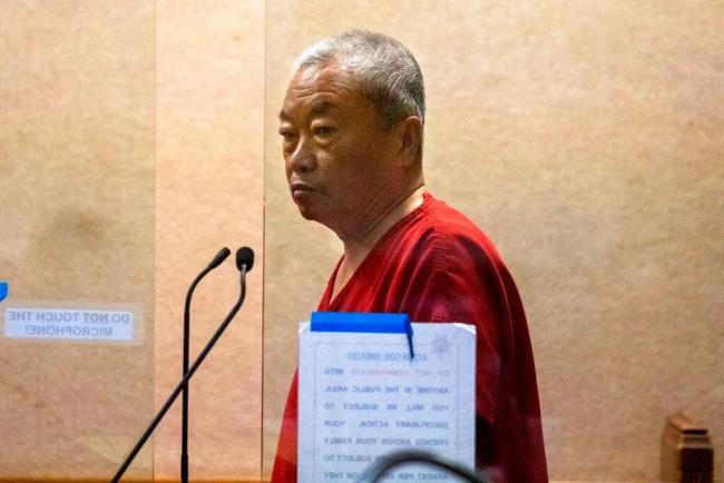 赵春利出庭受审，被控10罪，留遗书给中国妻子
