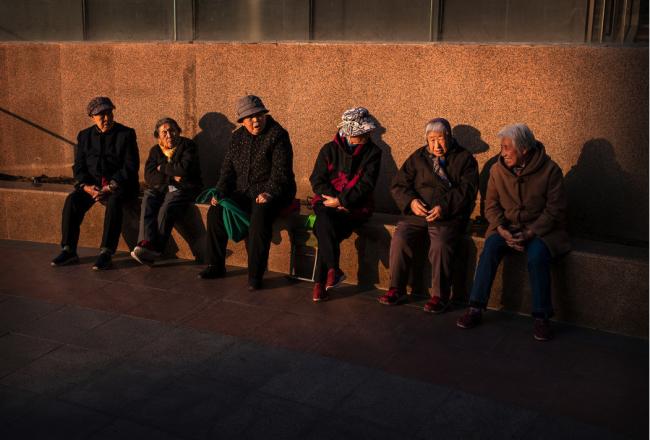 中国政府多管齐下挽救人口危机 青年还是不想生