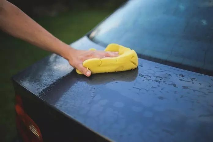 冬季应该多长时间洗一次车？