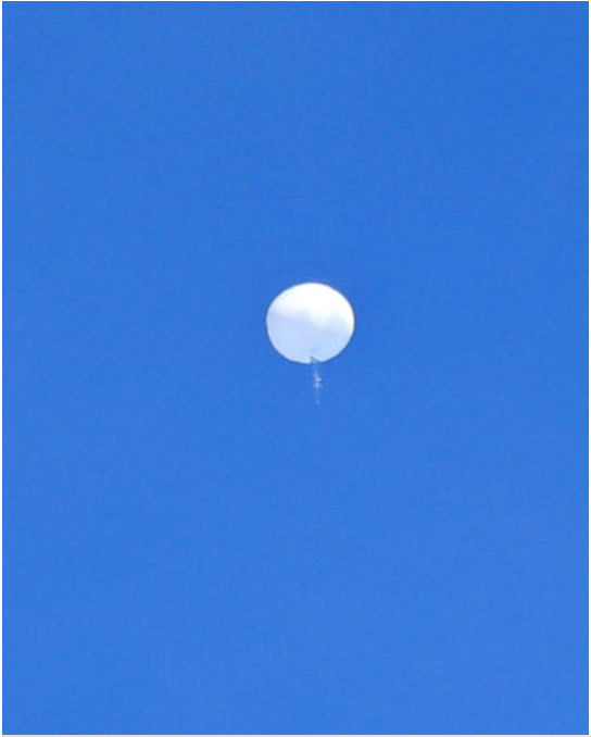 哥伦比亚也爆“气球闯进领空” 军方介入调查