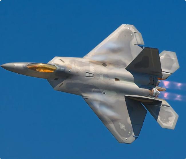 高清真相公开：美国派出最强F-22战机对付中共
