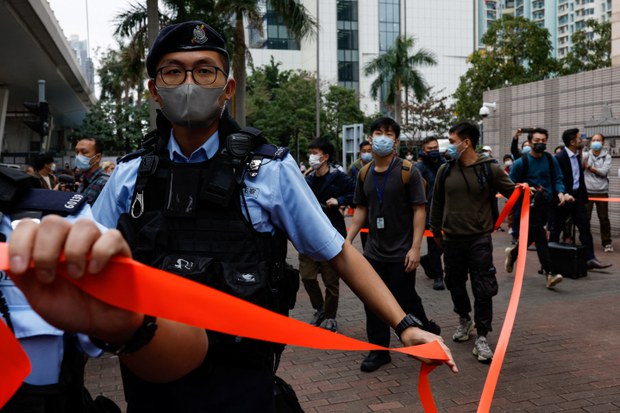 香港民主派47人案开审 港国安法下最大规模