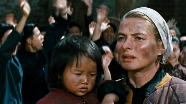 不足1.5米的英国妇人，抗战时救了百名中国孤儿