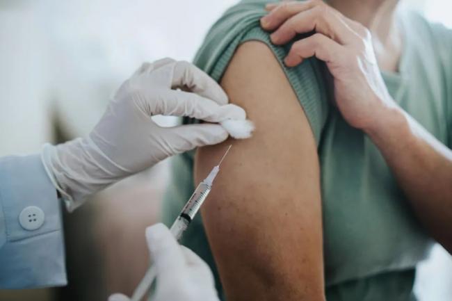 全球首款抗癌疫苗真的来了！哈佛团队功不可没
