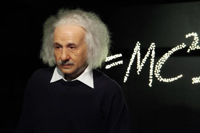 头发乱糟糟的爱因斯坦不爱梳头？其实是种罕见病