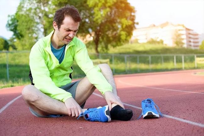 运动员为何会容易猝死？这3件事对心脏健康无益