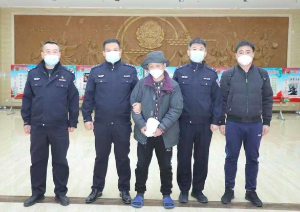 中国杀警案疑犯逃俄入籍　27年后引渡回国