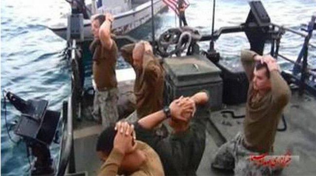 机降突袭 伊朗突击队员扣押开往美国油轮