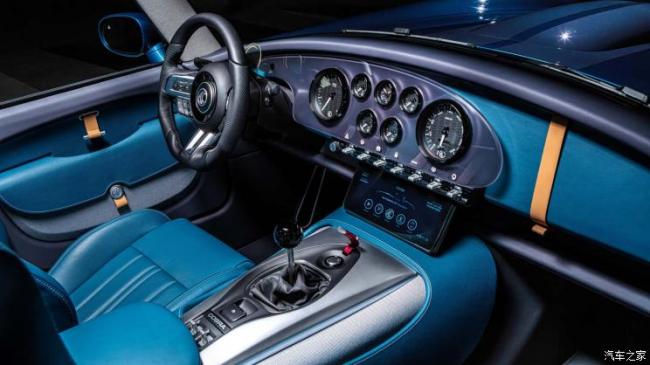 年产250台 AC Cobra GT Roadster首发