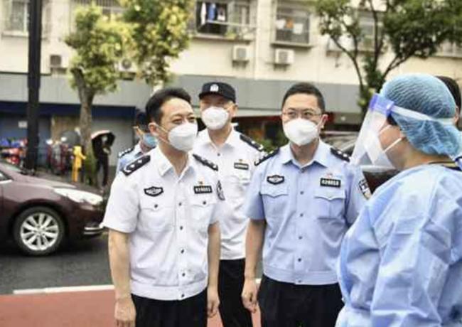 快讯：上海公安局分局长落马，曾被国际组织追查