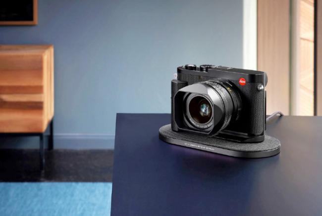 搭载黑科技  徕卡Q3相机支持无线充电