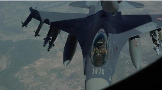 被美国坑?伊拉克买36架F-16战机 剩7架能飞？
