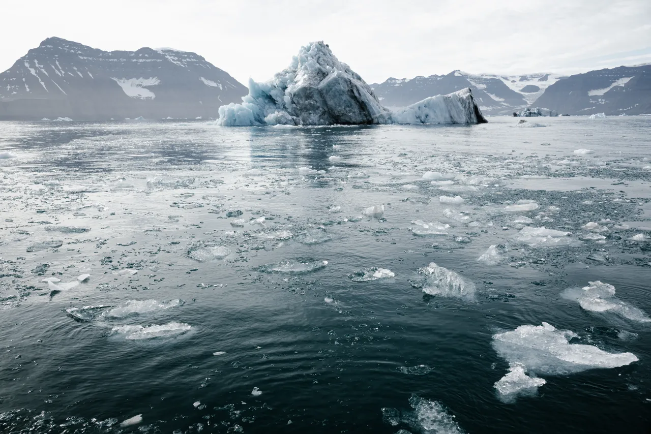 科學家指，無論人類如何努力減少碳污染，北冰洋冰蓋最快將在2030年代的夏季消失；圖為格陵蘭。Pexels
