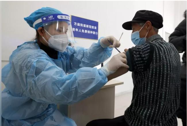 中国首个针对新冠XBB变异株疫苗 获批紧急使用
