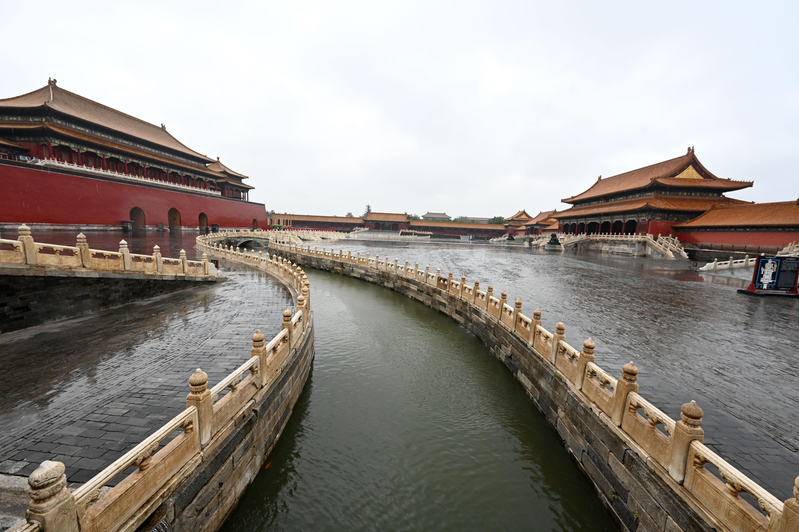 新华社发布7月31日拍摄的故宫内金水河相片。（新华社）