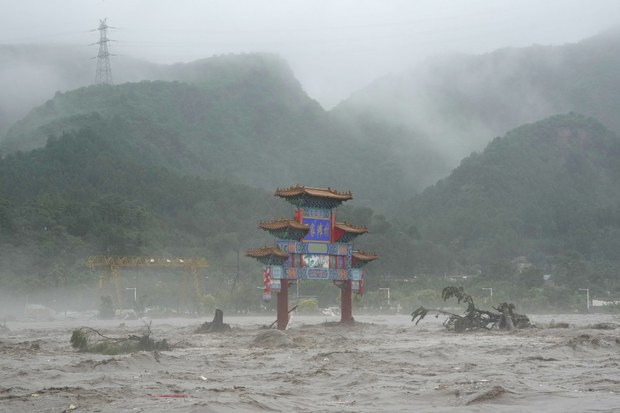中国提升东北地区防洪级别   泽连斯基慰问引发热议