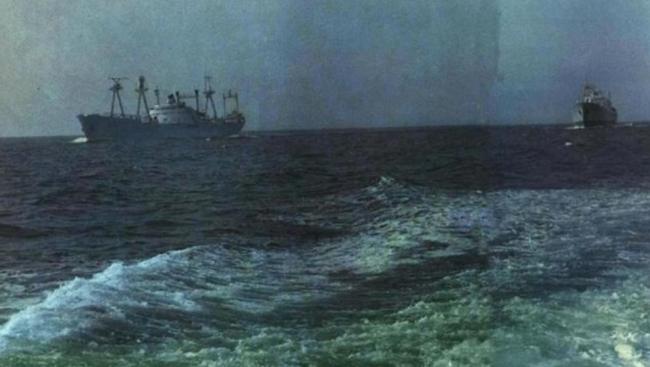 1993年 撞沉中国顶级科考船的罪魁祸首是谁