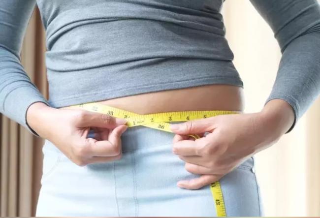女性晚年勿减肥 维持稳定体重才是长寿关键