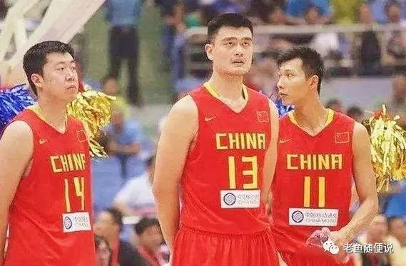 中国男篮为何惨败？& 姚明，看人家约基奇在干啥