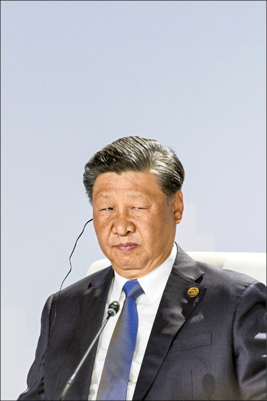 日本媒體引述消息人士報導，中國國家主席習近平在今年夏天的北戴河會議上，遭到以前國家副主席曾慶紅為首的退休元老當面斥責。（法新社檔案照）