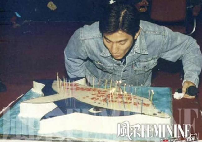 刘德华庆62岁生日 半个香港娱乐圈到场庆贺
