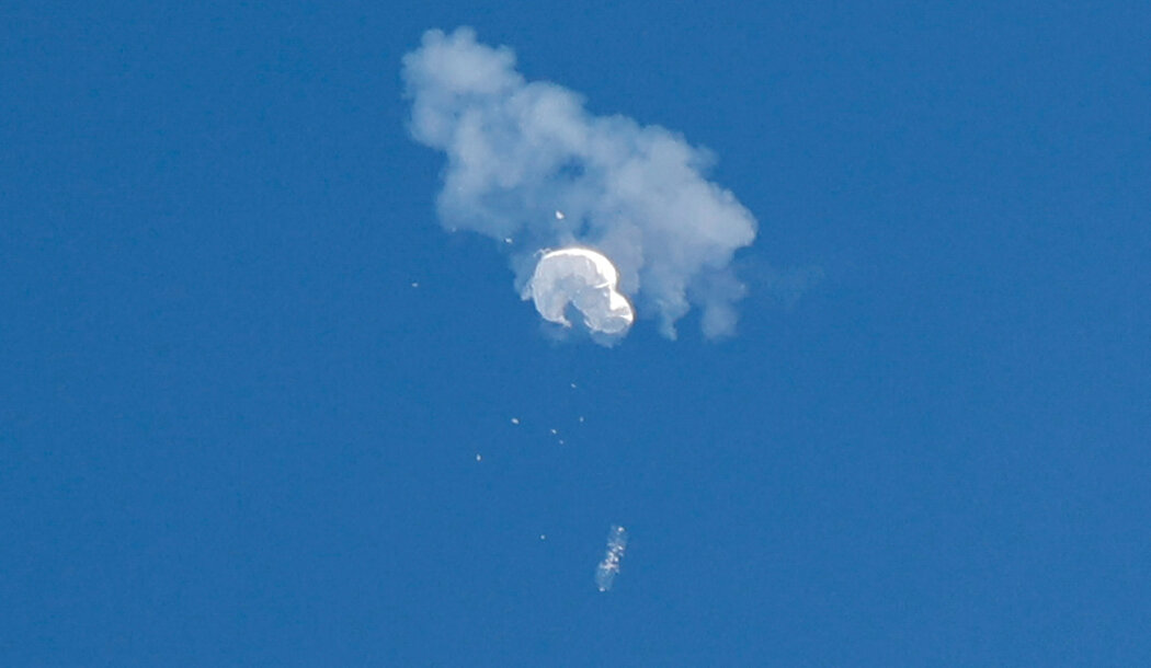自今年2月一个间谍气球偏离航线进入美国大陆并在南卡罗来纳州海岸被击落后，中国暂停了间谍气球项目。